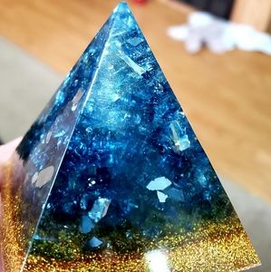 Beautiful Resin  Pyramid